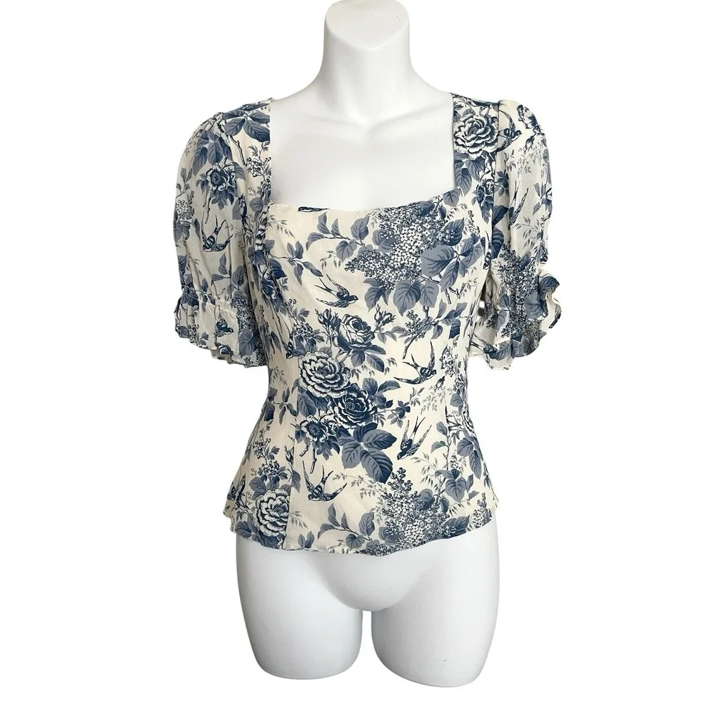 Reformation Blue White Toile Floral Puff Sleeve Constance Top Smocked Cottage 8